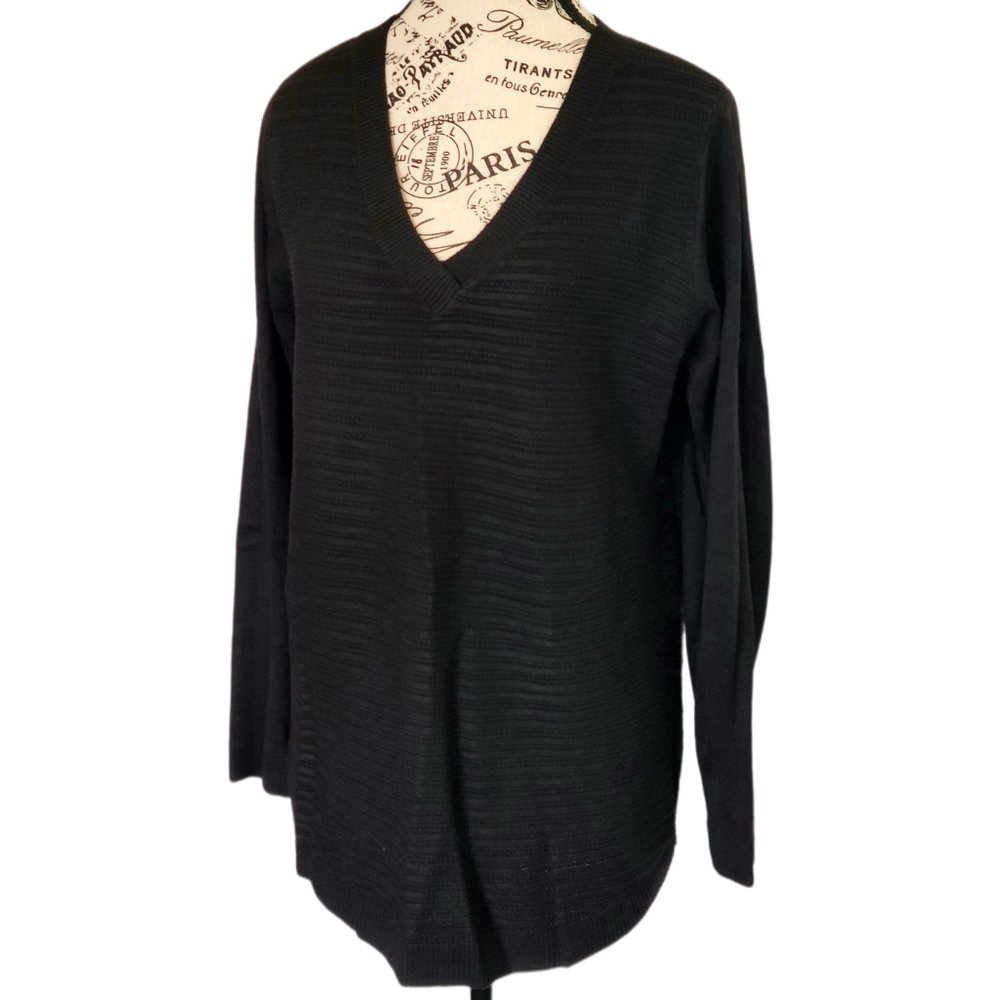Hilary Radley Viscose Blend Women's Size Small V-Neck Sweater